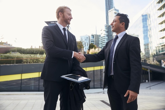 学習アプローチの比較